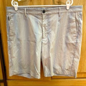 Tommy Bahama Men’s 5-Pocket Flat Front Shorts - Size 40/XXL